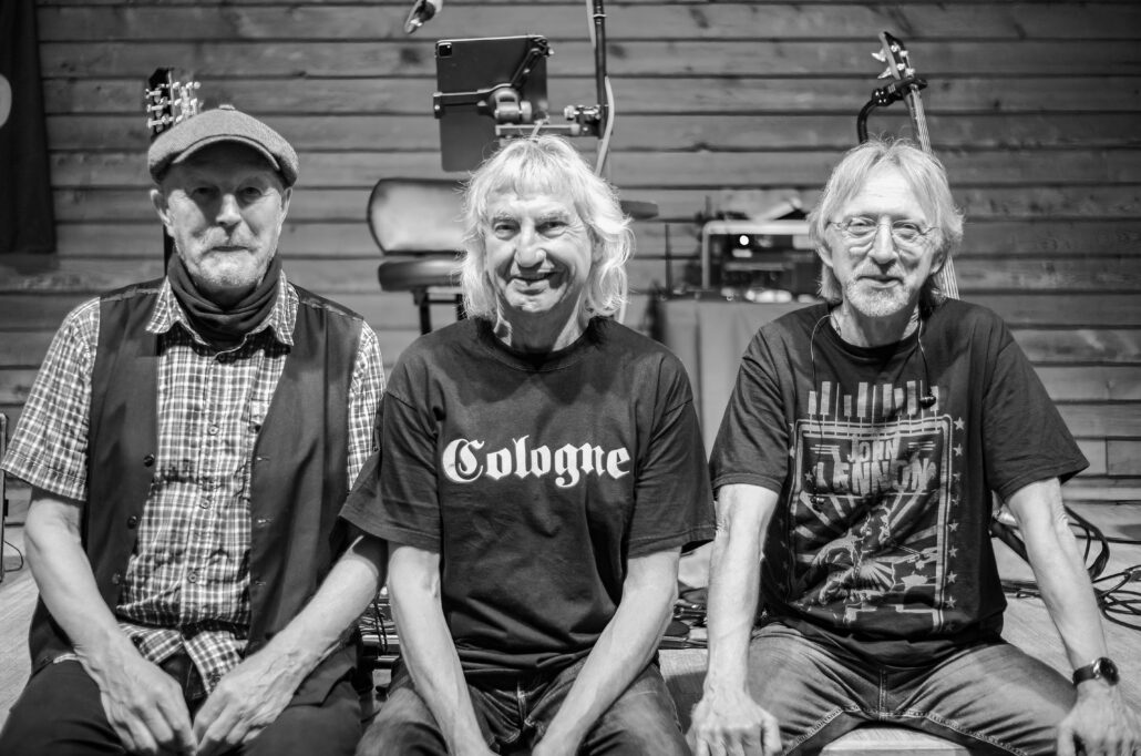 MITSINGKONZERT − AMERICAN ROCK AND FOLK MUSIC