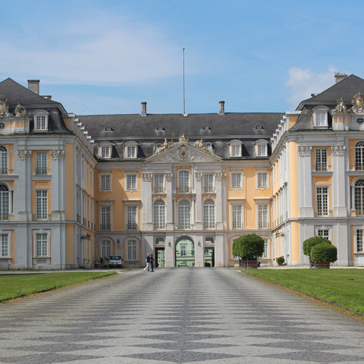 Harmonie und Gesamtkunstwerk